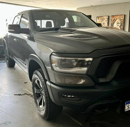 RAM 1500 5.7 V8 GASOLINA REBEL CD 4X4 AUTOMÁTICO RAM 1500 5.7 V8 GASOLINA REBEL CD 4X4 AUTOMÁTICO